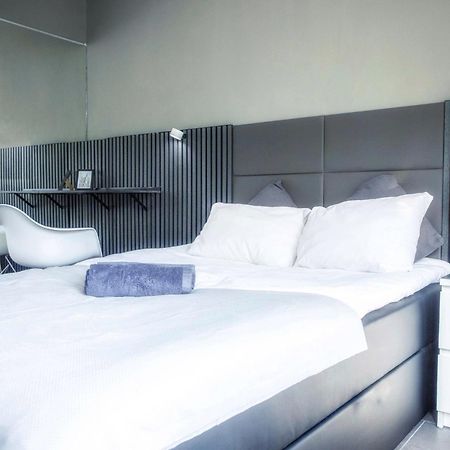 Charmantes Studio Apartment In Bestlage Im Stadtzentrum Mit Balkon & Self Checkin - City Loft 3 - Cologne Exterior photo